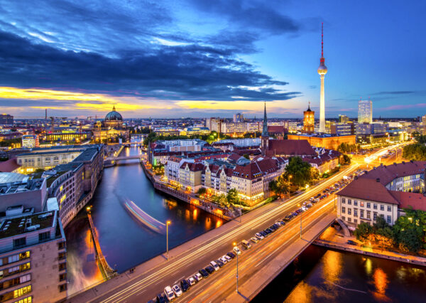 Enjoy - Berlin Cityscape by Night - 1000 bitar